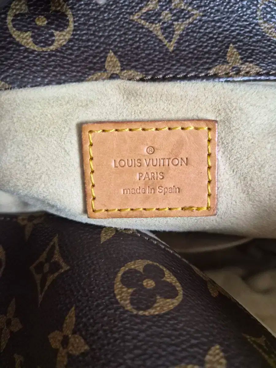 ショルダーバッグ