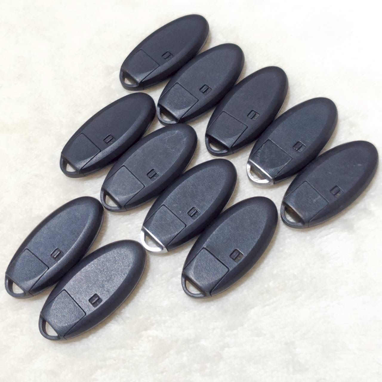 ! ! NISSAN ニッサン 日産 スマートキー キーレス エントリー システム 純正品 11個 セット 4ボタン 両側スライドドア スペアキー 鍵付き リモコン セキュリティ ドア ロック 施錠 業販 車 ディーラー 社用車 M37273jY LAWEED_CL