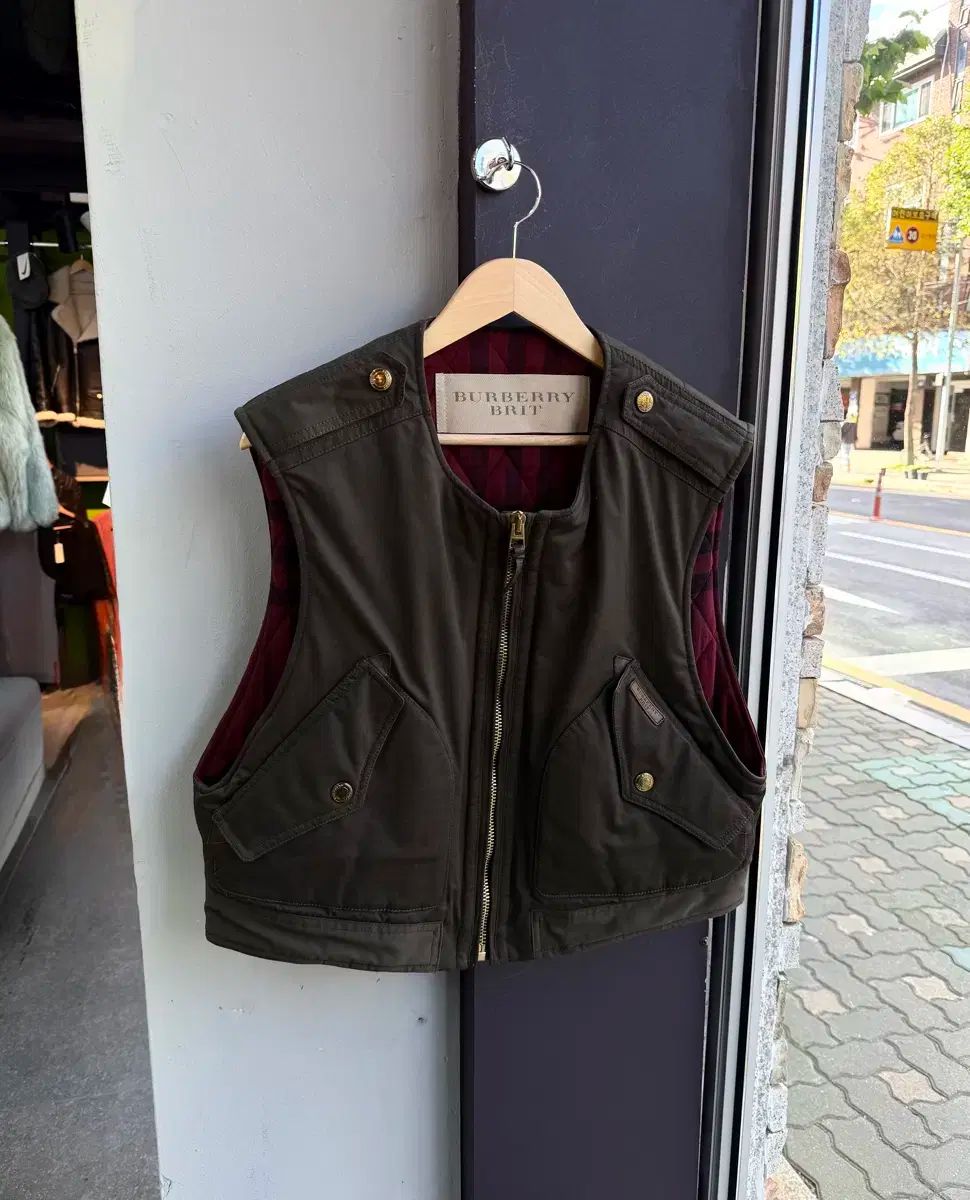 55 バーバリーブリット 肩章 ダウン ベスト ジャケット