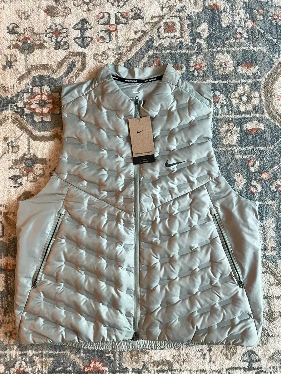 ナイキ サーマフィット ADV レペル ダウン ランニング ベスト XXL