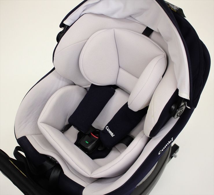  クルムーヴ スマート Light ISOFIX ネイビー 18041 コンビ製チャイルドシート ISOFIX取付け 新生児～ クリーニング済み B 508001 t 車用チャイルドシート チャイルドシート
