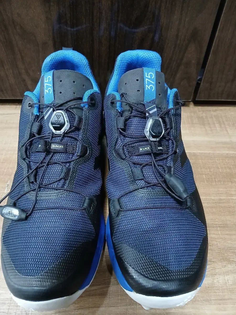 アディダス トレッキングシューズ 登山靴 ネイビー 255mm