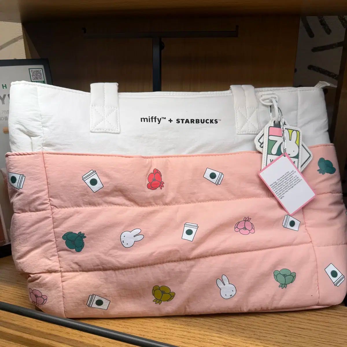 韓国限定品 miffy + スターバック トートバッグ 韓国限定 70周年 miffy