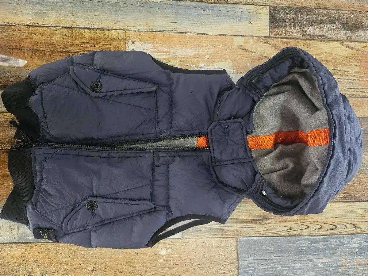 ストーンアイランド キッズ リバーシブル ダウン ベスト 2 Y 92 cm