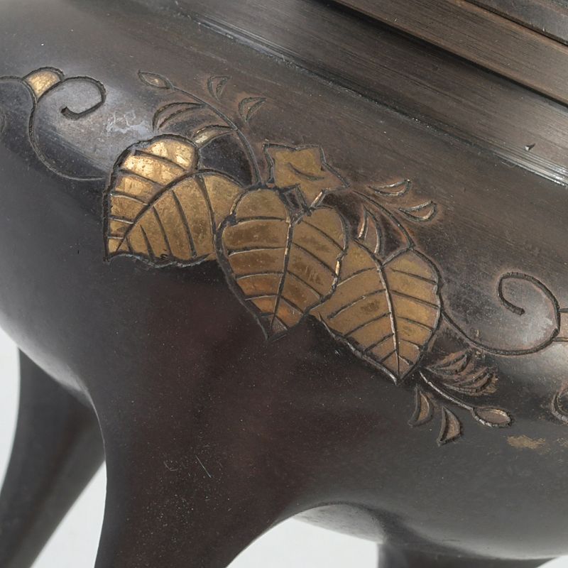 美術品・アンティーク・コレクション 中国 古銅 三つ足香炉 C S73