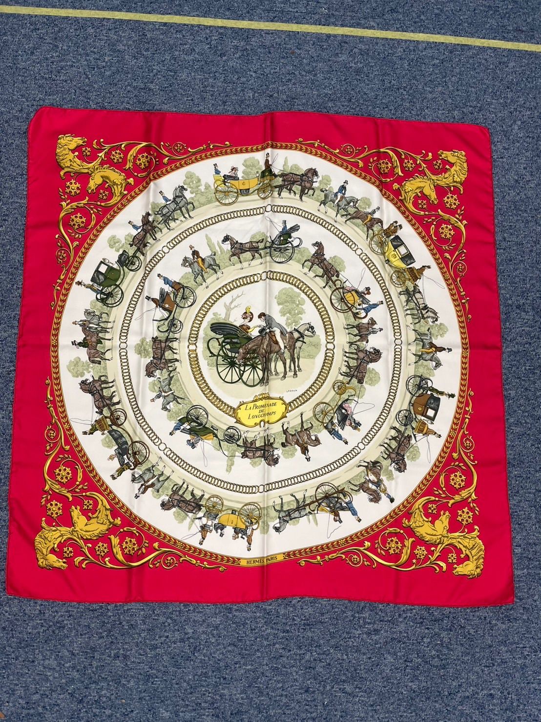 エルメス HERMES カレ90 ロンシャンへの散歩 大判 スカーフ ストール スクエア シルク 絹 馬車柄 赤 レッド |CK30 GY19 1384