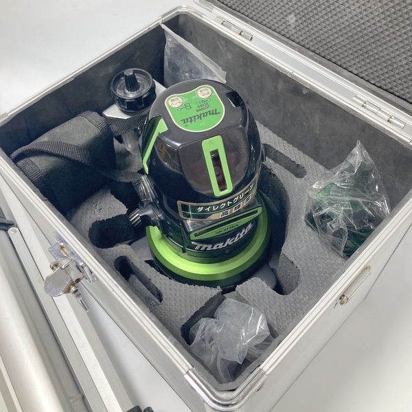 自動追尾機能搭載 屋内屋外兼用墨出器