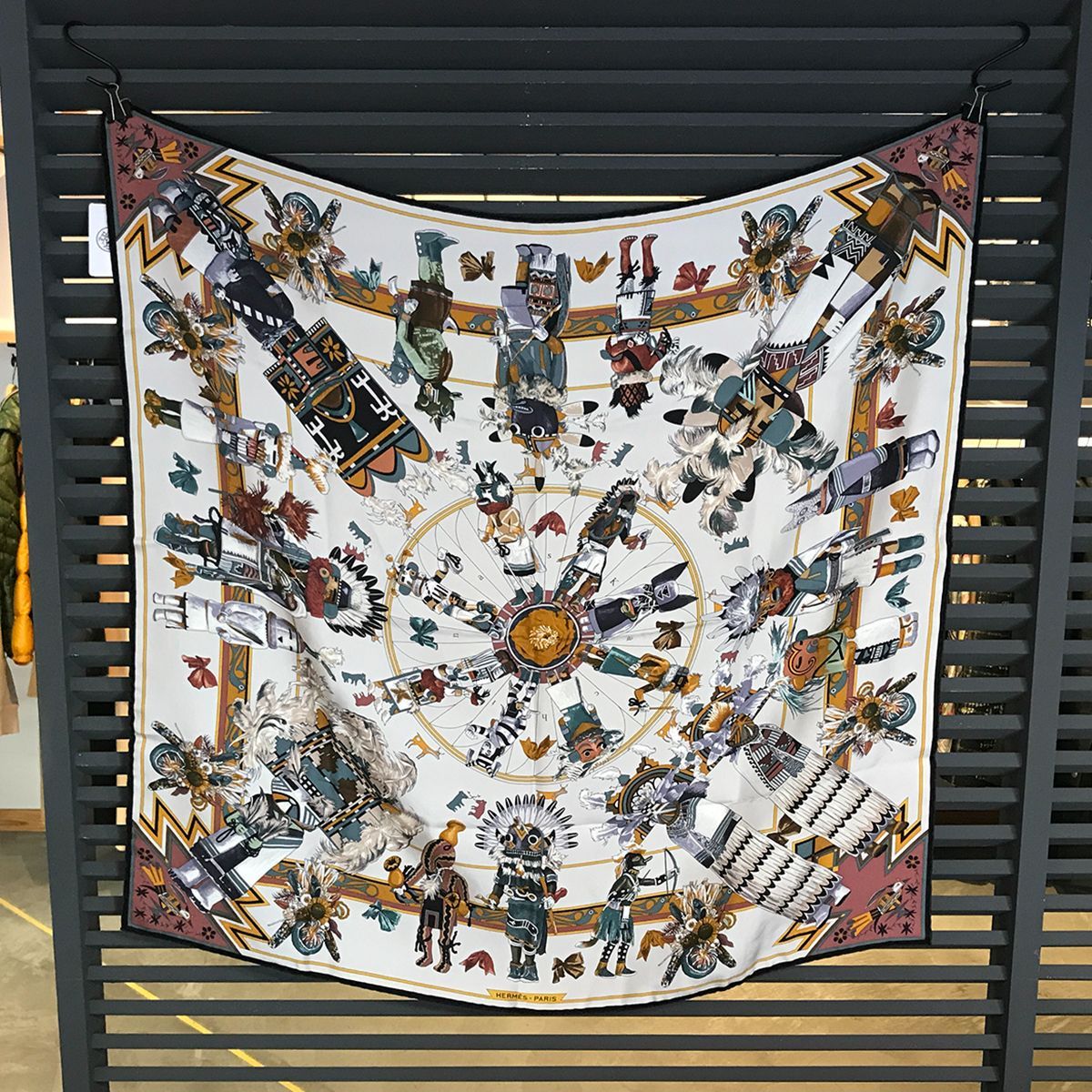 エルメス カレウォッシュ90 カチナ スカーフ シルク100％ クレーム ノワール オークル 14524