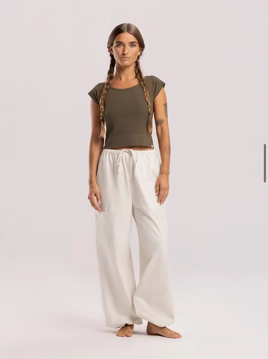 BUDHI MUDRA Out pocket wide pants