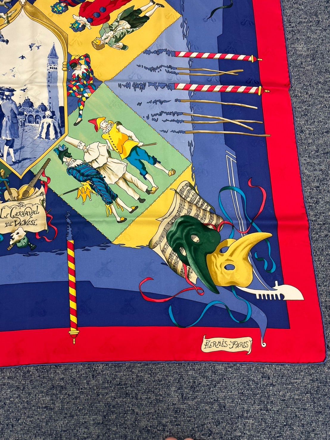 美品】HERMES エルメス カレ90 ベニスのカーニバル 1385 - メルカリ