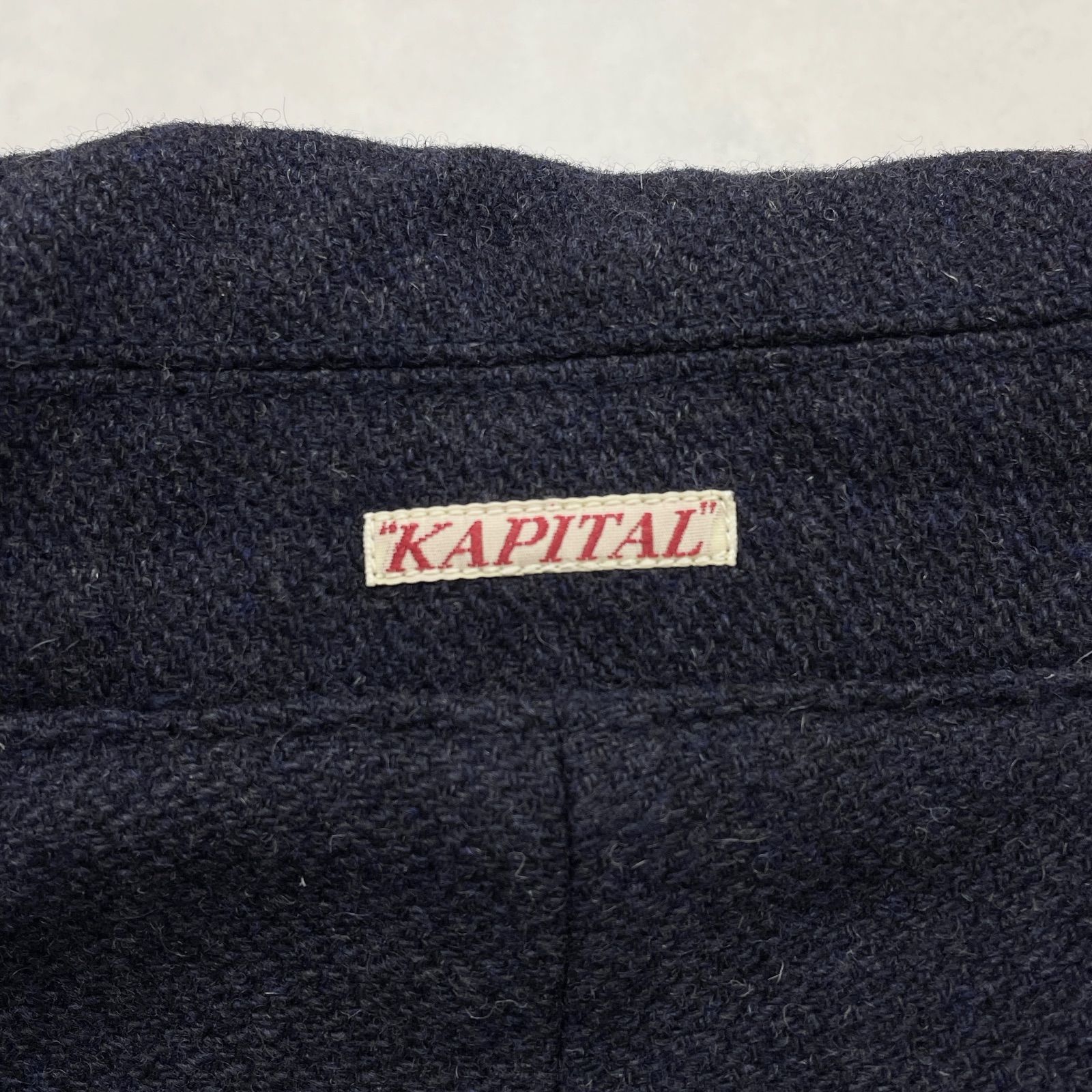 ケープ ラッフル