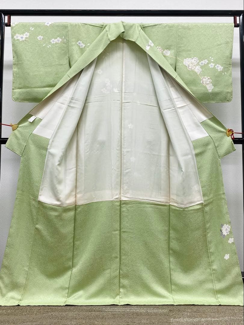 型友禅 訪問着 金彩 紋意匠 暈し染 桜 花文様 正絹 躾糸付き - メルカリ
