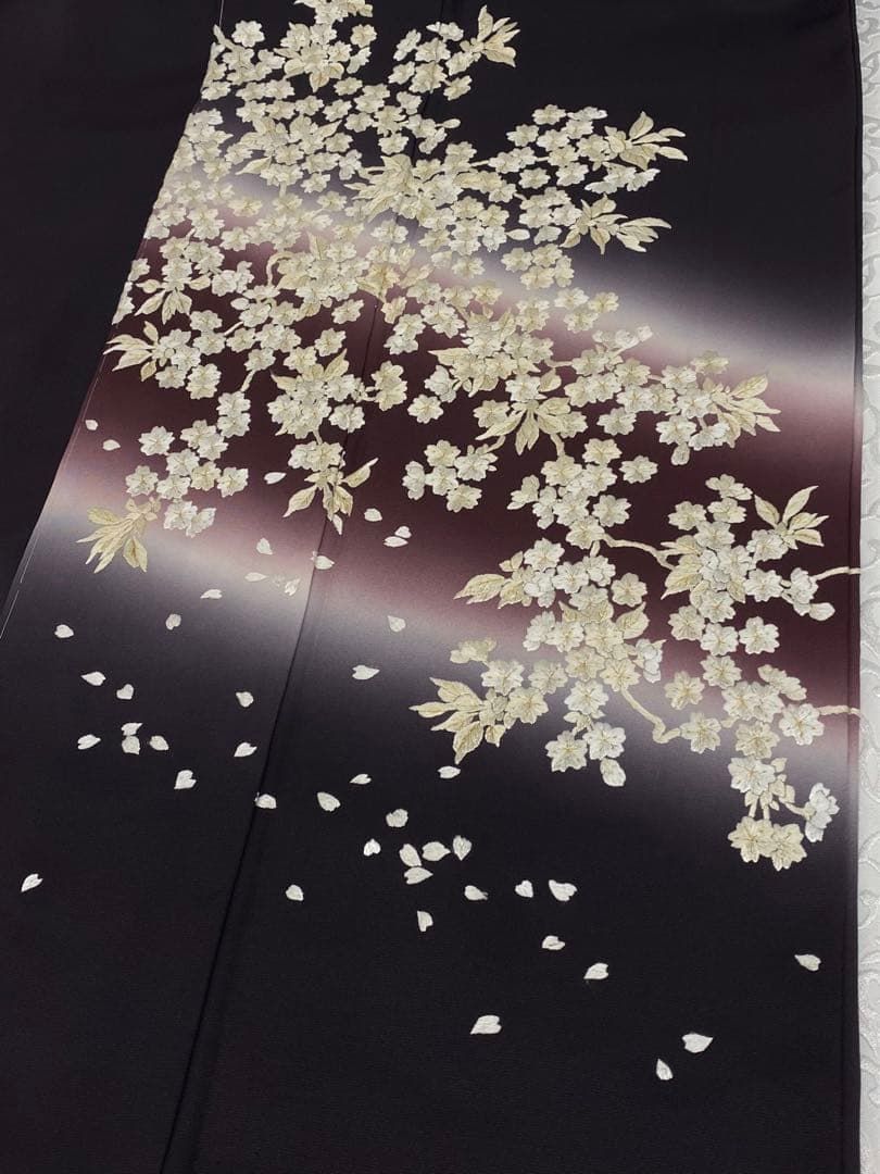 手刺繍 訪問着 暈し染 桜尽くし 金糸 正絹 躾糸付き - メルカリ
