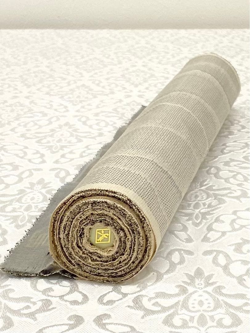 別誂 白大島 本場大島紬 反物 くぼた ニュアンス 正絹 旗印 C225