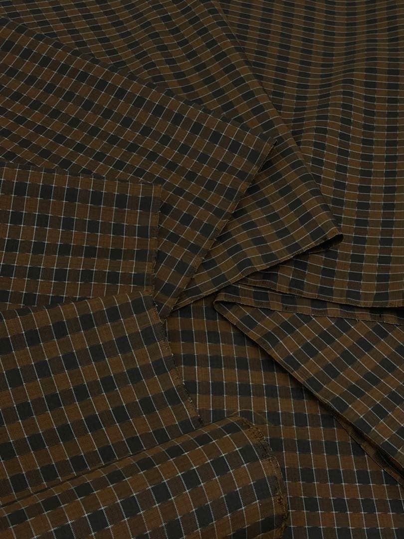 伝統工芸品 本場大島紬 純泥染 反物 関絹織物 幾何学 モダン 正絹 C197