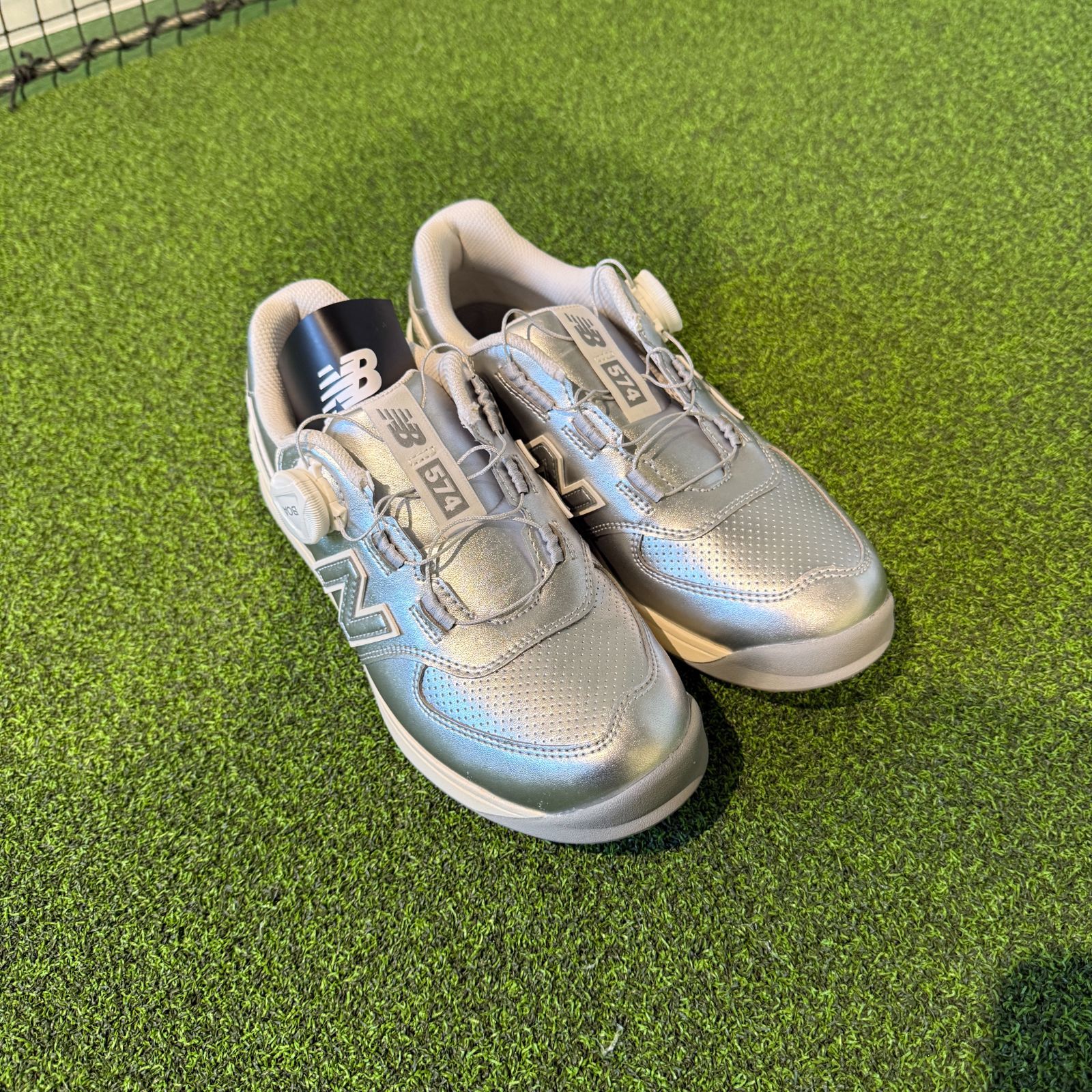 New Balance 574 シルバー シューズ(女性用) New Balance 574 ゴルフ