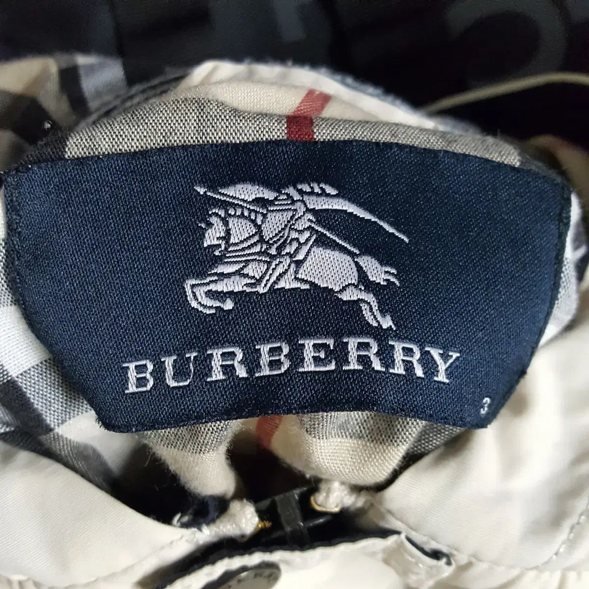 バーバリー キッズ ウィンドブレーカー ジャケット 3歳