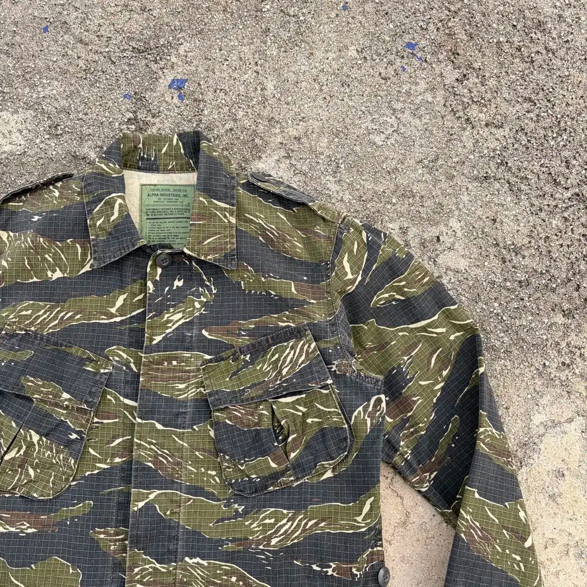 アルファ インダストリー ヴィンテージ タイガー カモフラージュ BDU ジャケット M