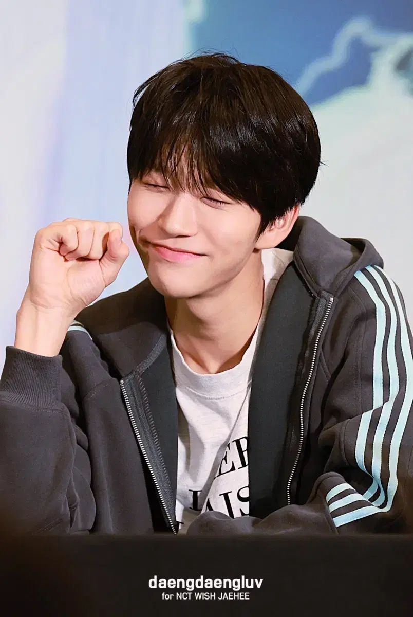 ルマニズム WHOジップアップ 재희 フードジップアップ NCT エヌシーティー WIND AND WISH ルマニズム