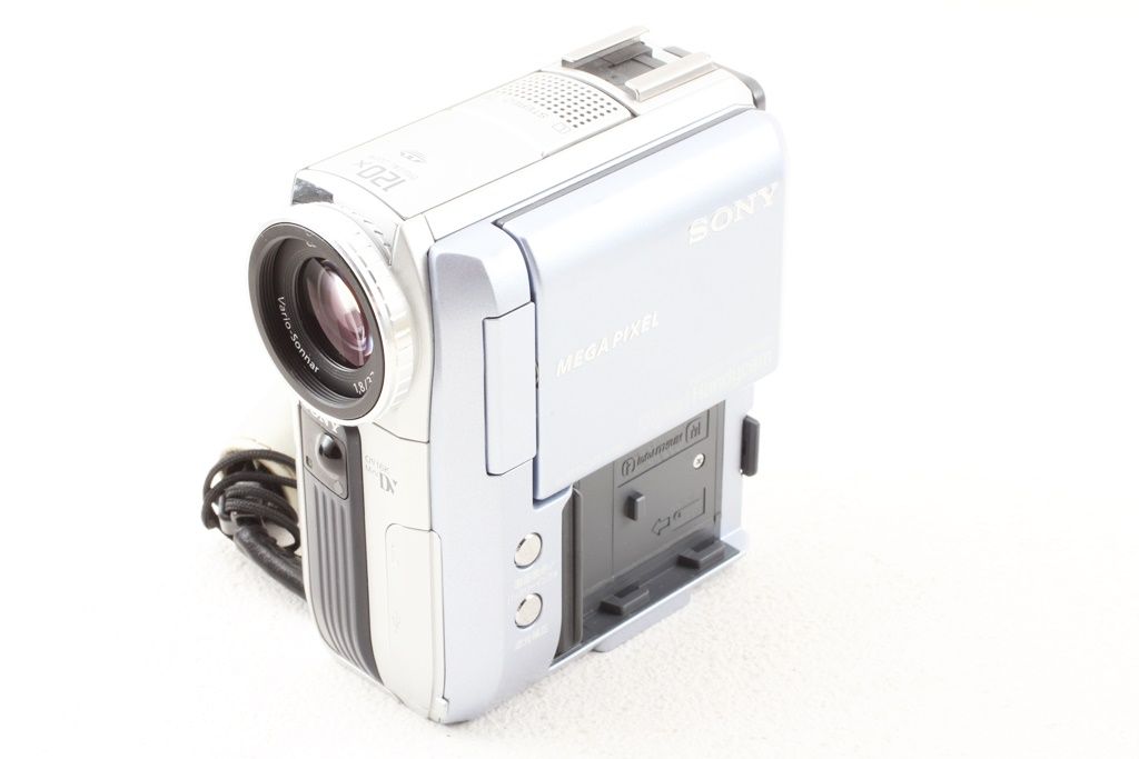 美品 Sony ソニー DCR-PC105K DV ハンディカム ビデオカメラ 【公式通販】