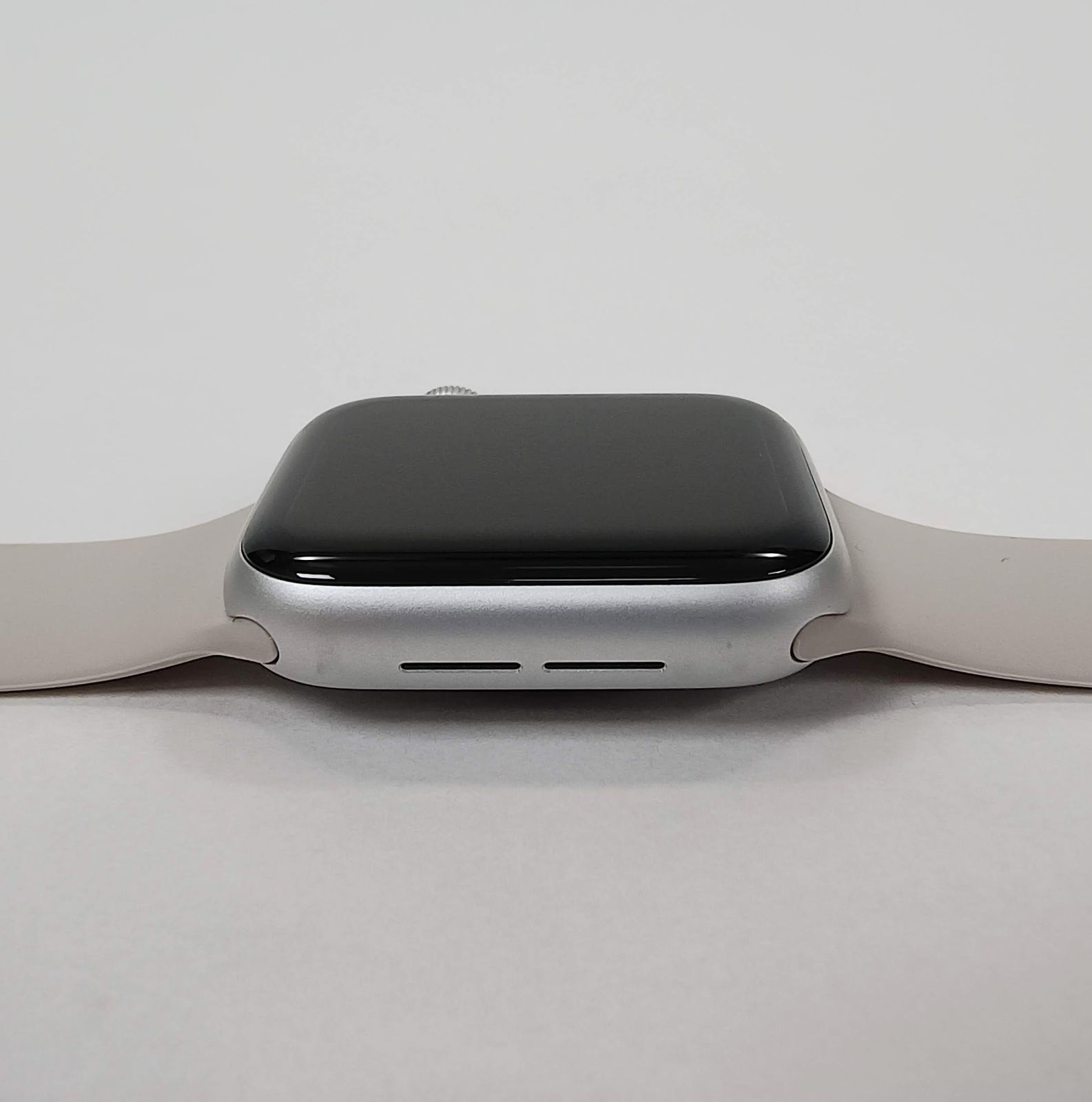 100％品質保障！ アップル Apple Watch SE2 第二世代 GPSモデル 40mm A2722 シルバー 本体＋社外品バンド 充電器 大幅割引！