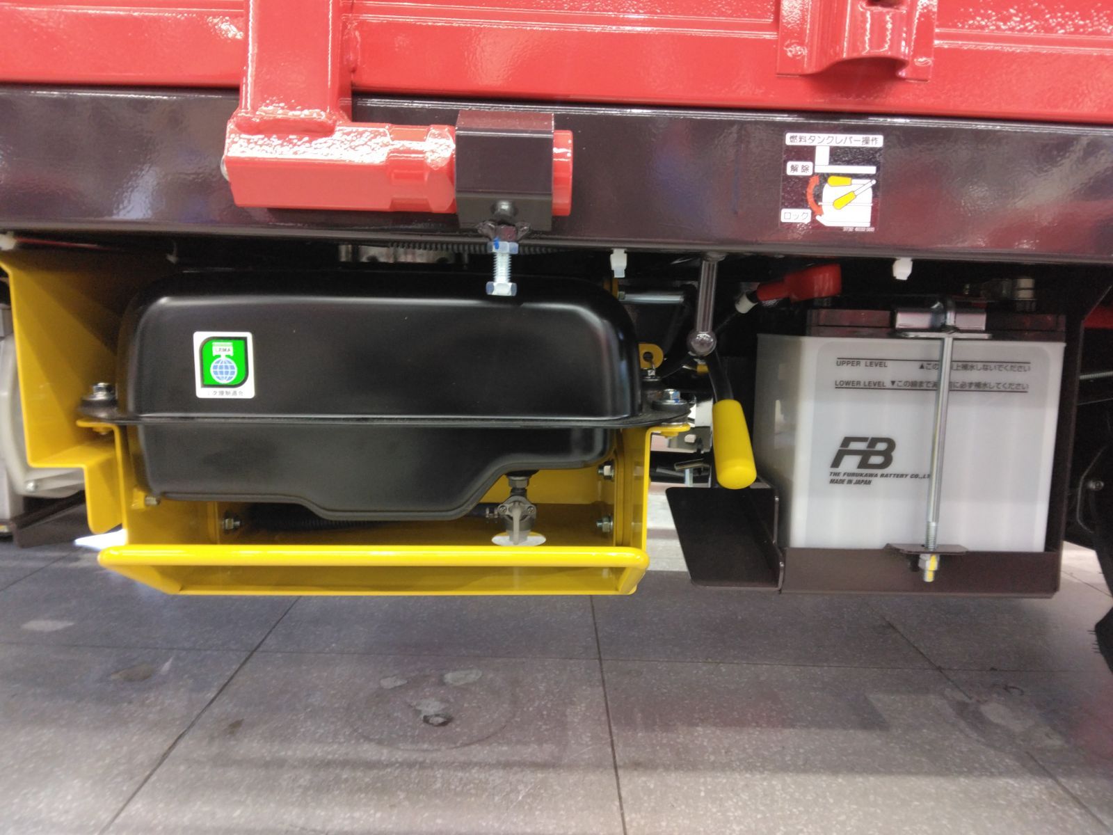 展示品・新品未使用】筑水キャニコム 運搬車 J70CDPHS 油圧ダンプ 小型