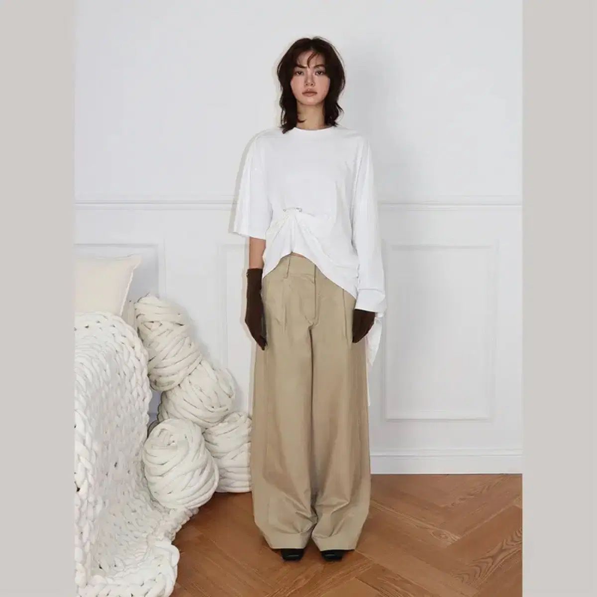 ミン リー ベージュ ワイド ピンタック パンツ