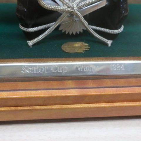 秀雄作 剣山 扇子 純銀仕上 ガラスケース入り - メルカリ