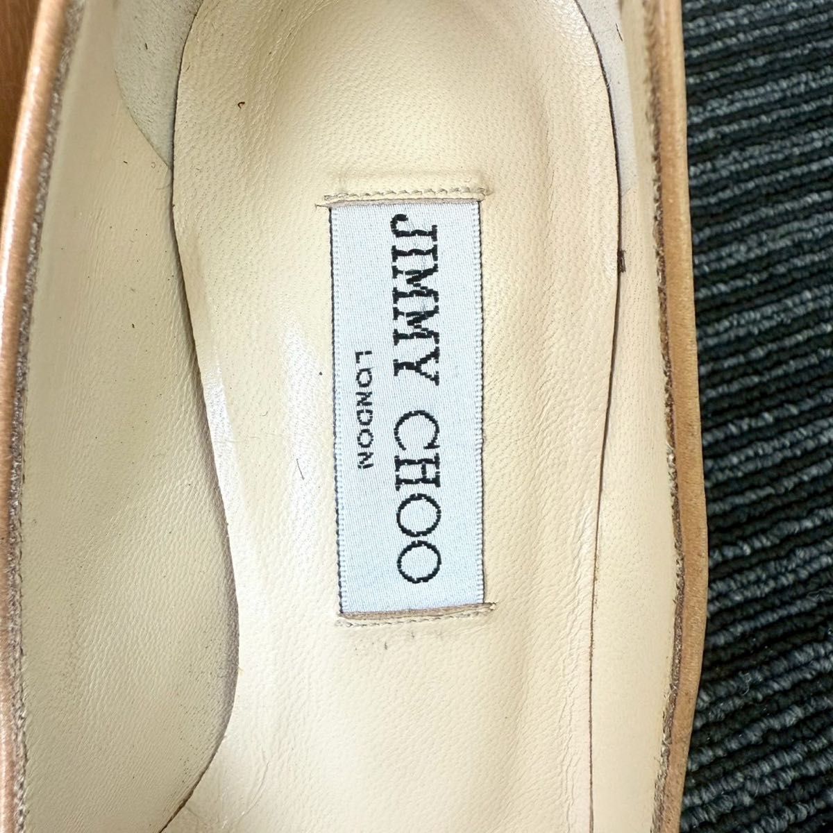 ジミーチュウ パンプス