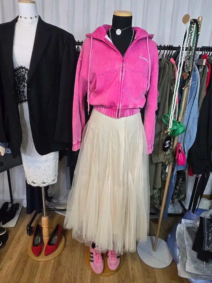 LE ALLONGE ピンク トレーニングウェアセット PIGMENT