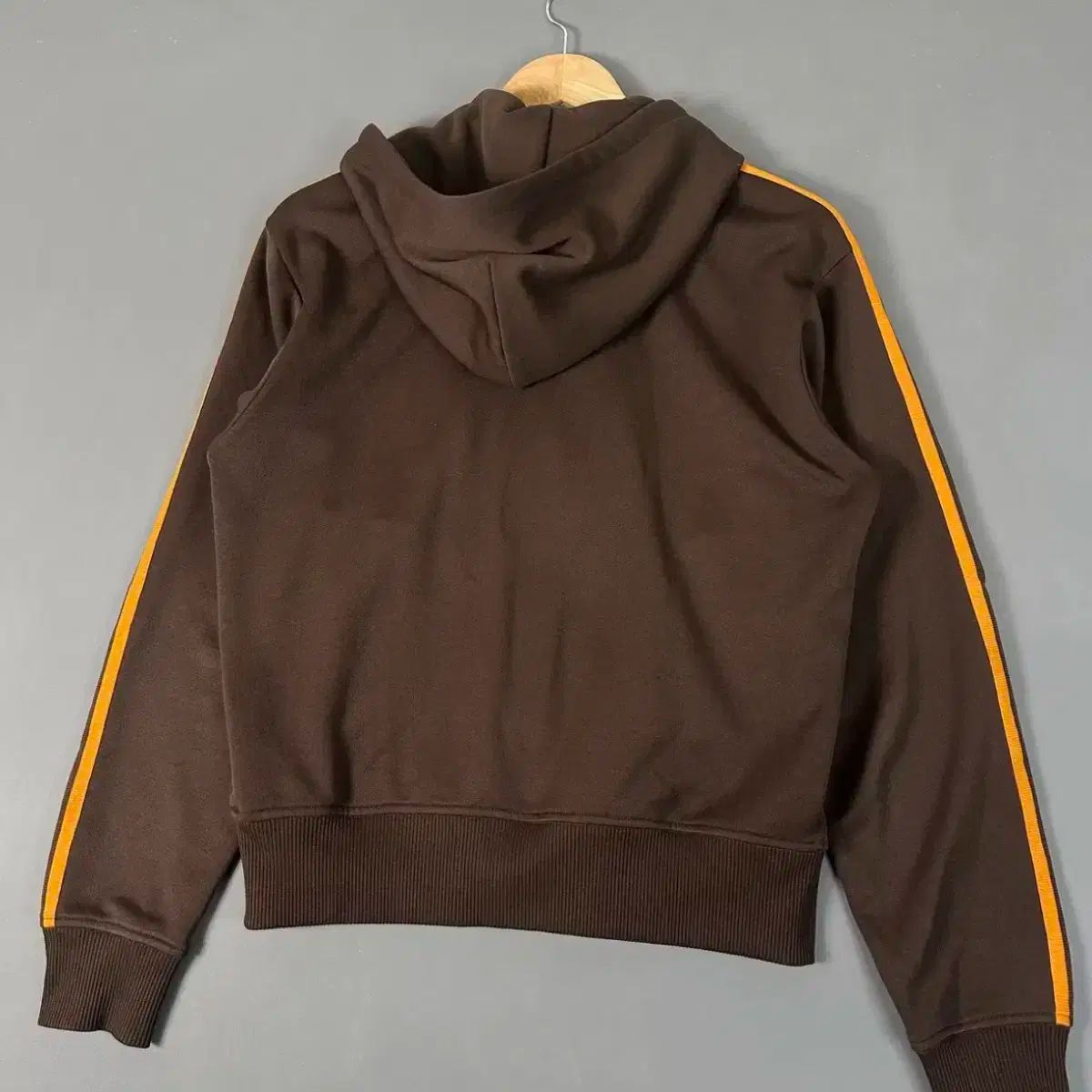 フードROCK ジップアップ