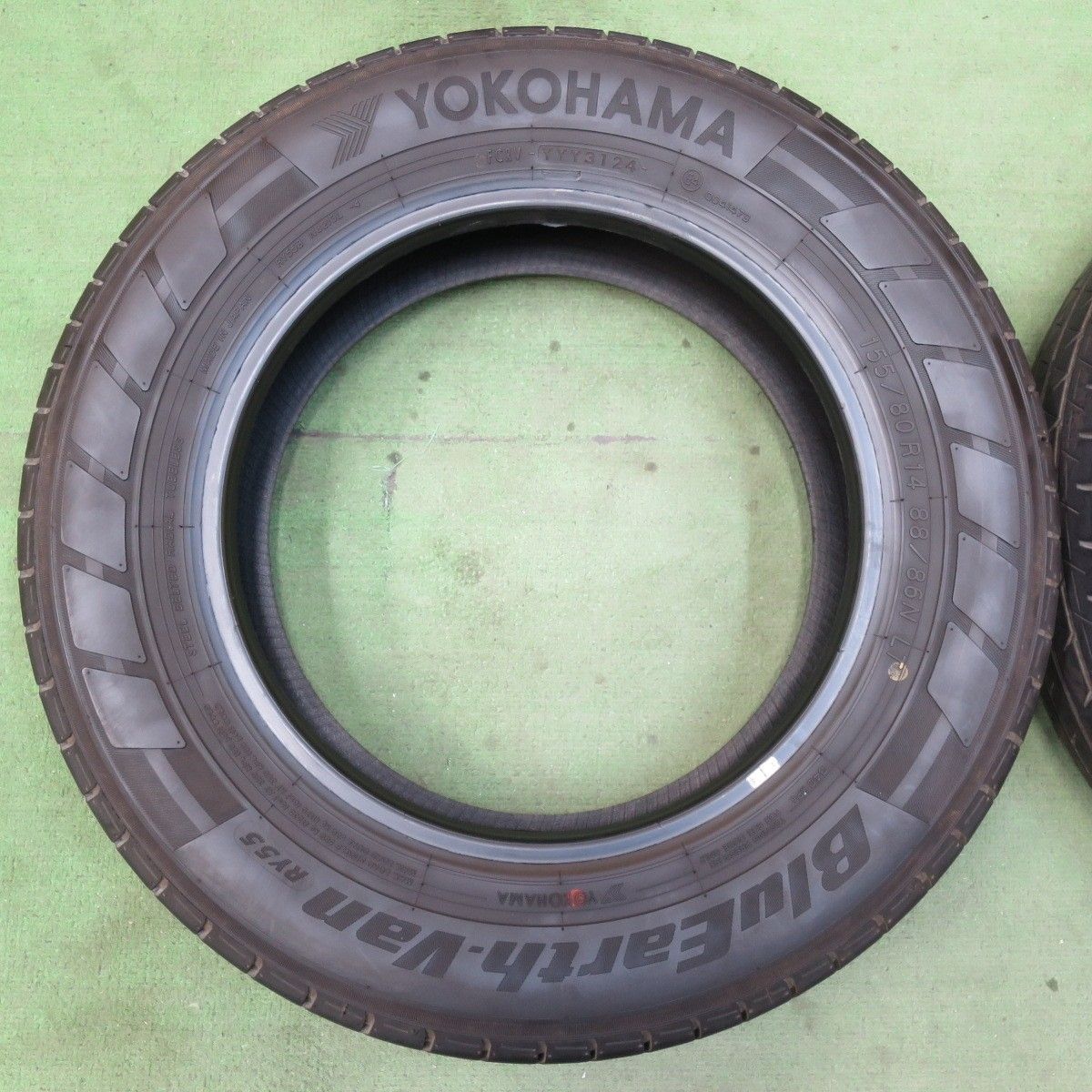 バリ溝 24年 8.5分 155|80R14 88|86N ヨコハマ BluEarth-Van RY55 タイヤ 14インチ プロボックス サクシード 等 5102004イノタ FFCRYSTALESIA_COM