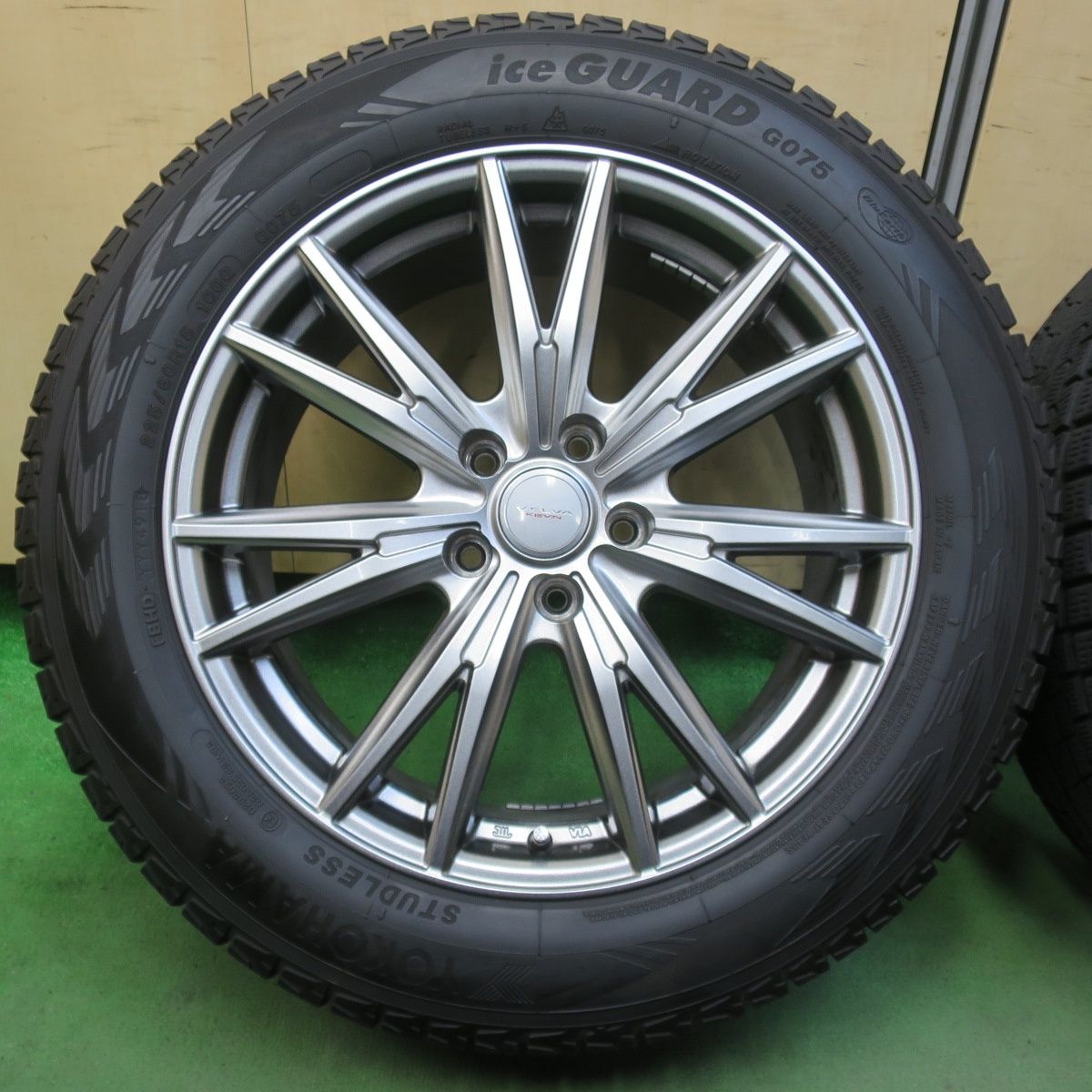 バリ溝 キレイ 9分 スタッドレス 225|60R18 ヨコハマ アイスガード G075 VELVA KEVIN ヴェルヴァ ケヴィン 18インチ PCD114.3|5H 5102304イス