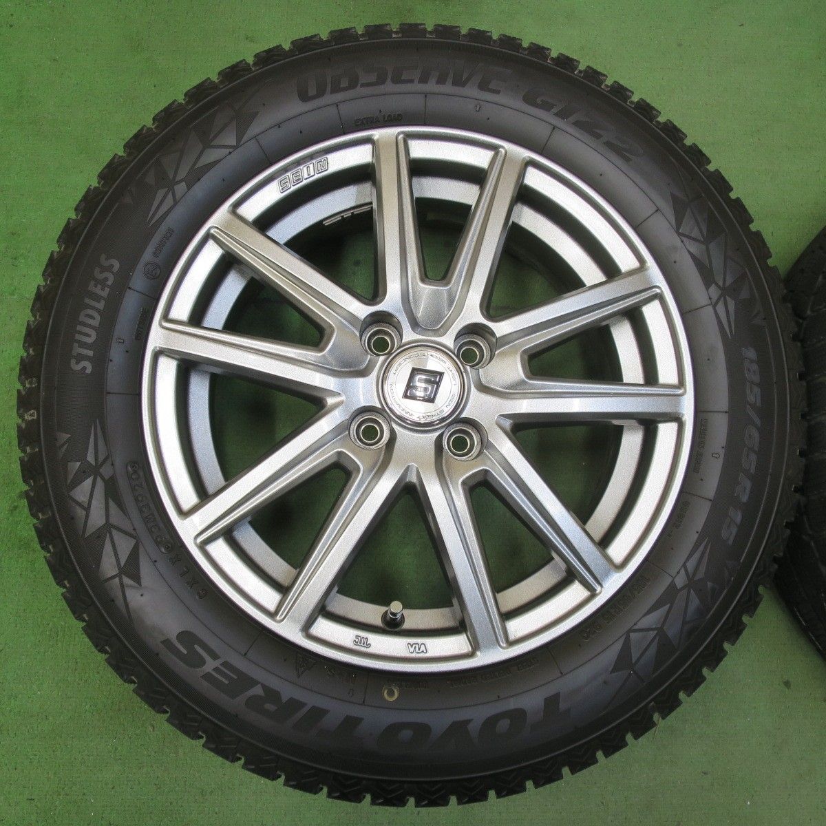 鮨郎②グッドイヤー i.N7 195/65r15 スタッドレス 2本 鮨郎様専用②グッドイヤー i.N7 195/65r15 スタッドレス 2本 鮨郎様