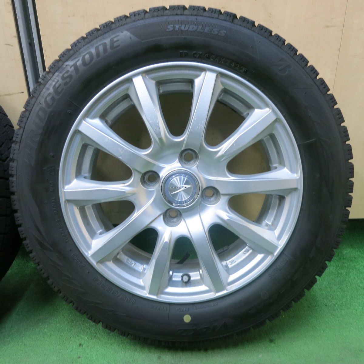 ブリザック VRX2