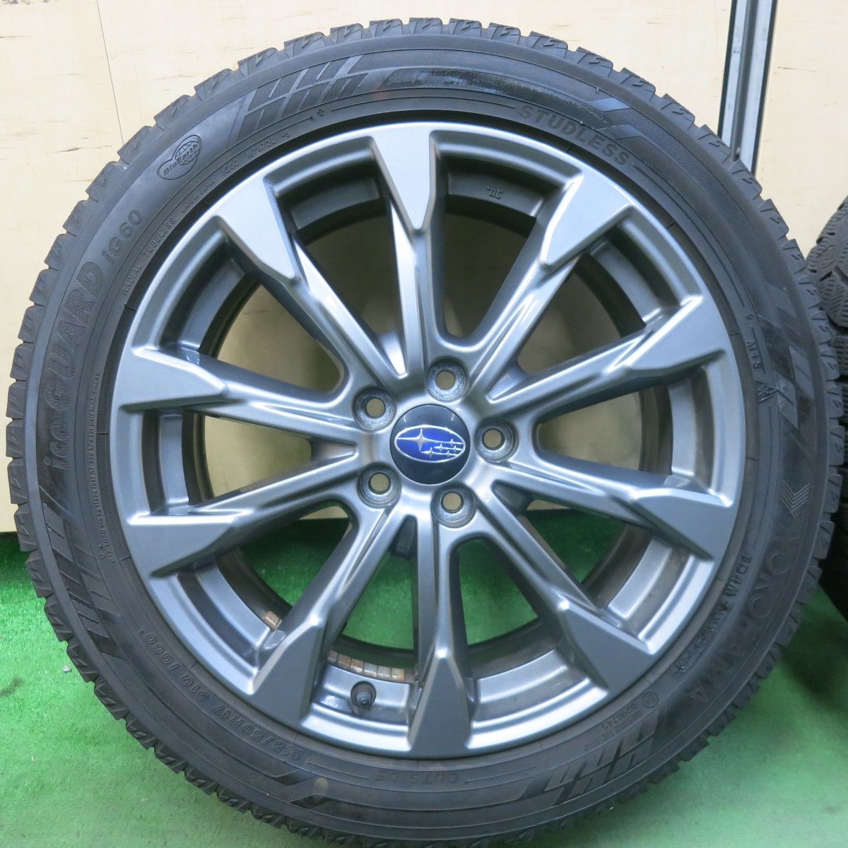 バリ溝 キレイ 9.5分 スバル インプレッサ スポーツ 純正 215|50R17 スタッドレス ヨコハマ アイスガード iG60 17インチ PCD100|5H 5102502SKス