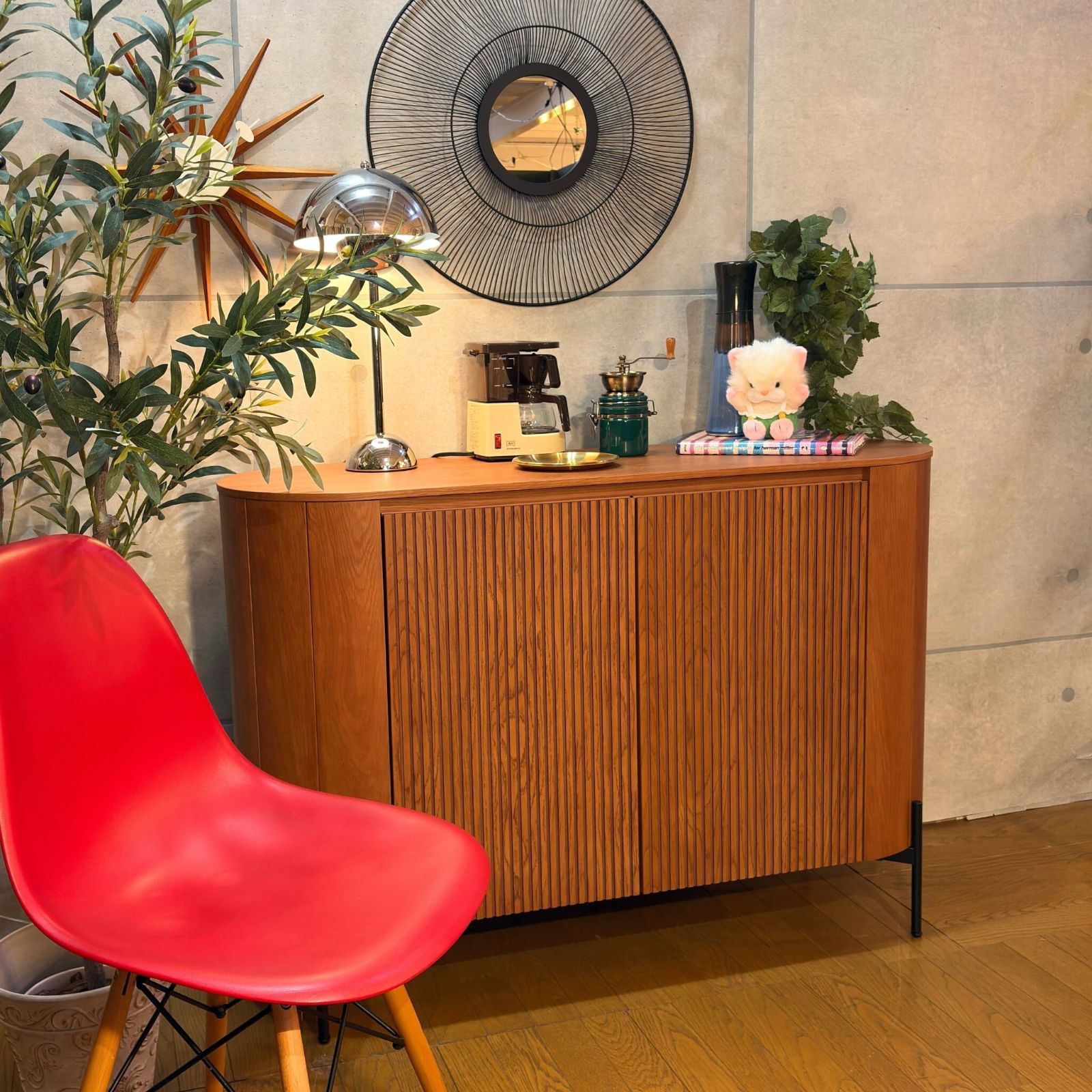 新品】ミッドセンチュリーデザイン オーバル型 サイドボード