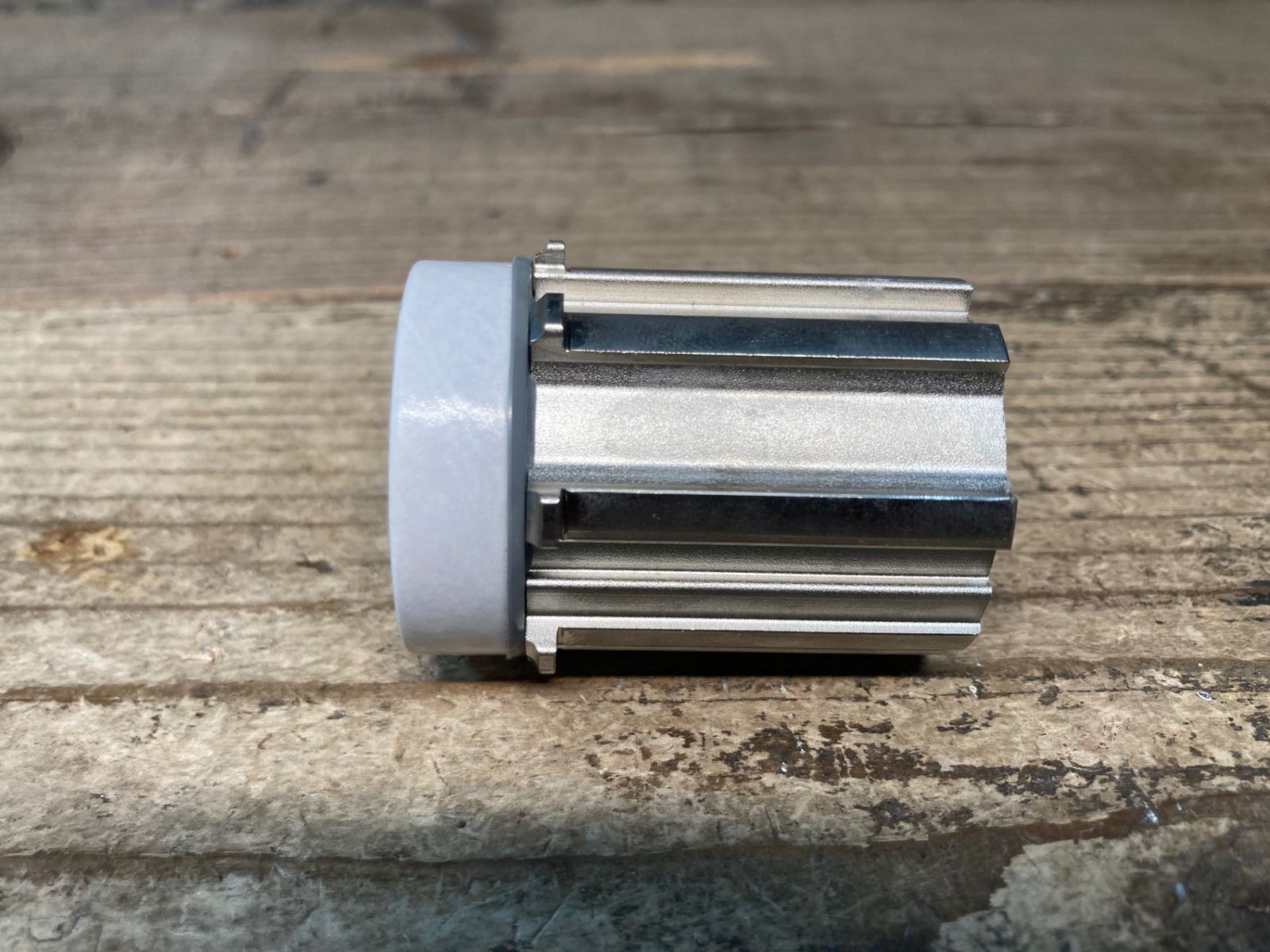 JK463 カンパニョーロ CAMPAGNOLO FH-BUU015 フリーボディ 11S BRIGHTFACE_UK