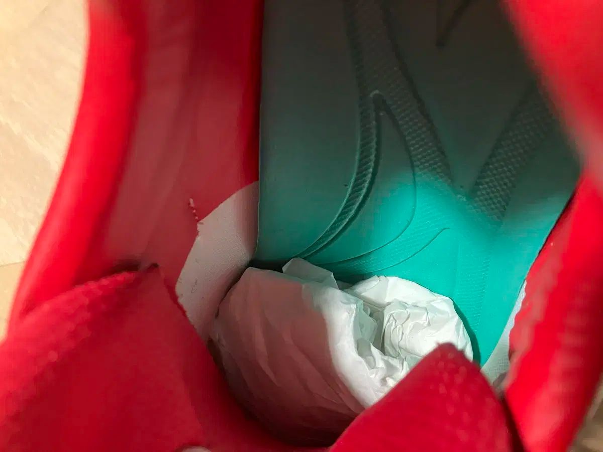 260 人造芝シューズ