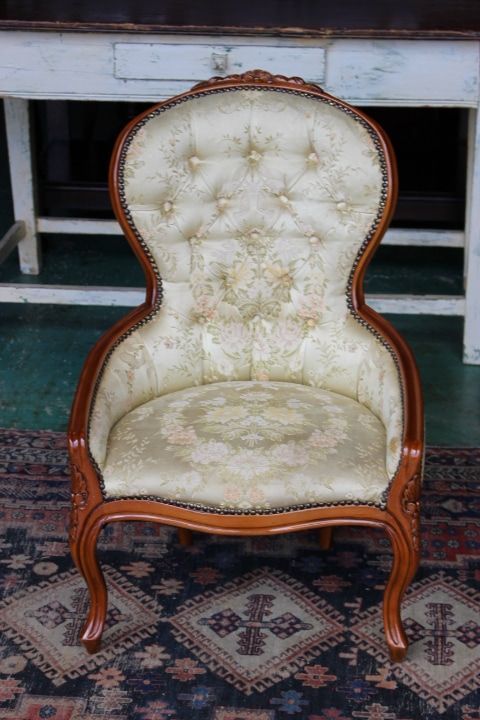 ナーシングチェア