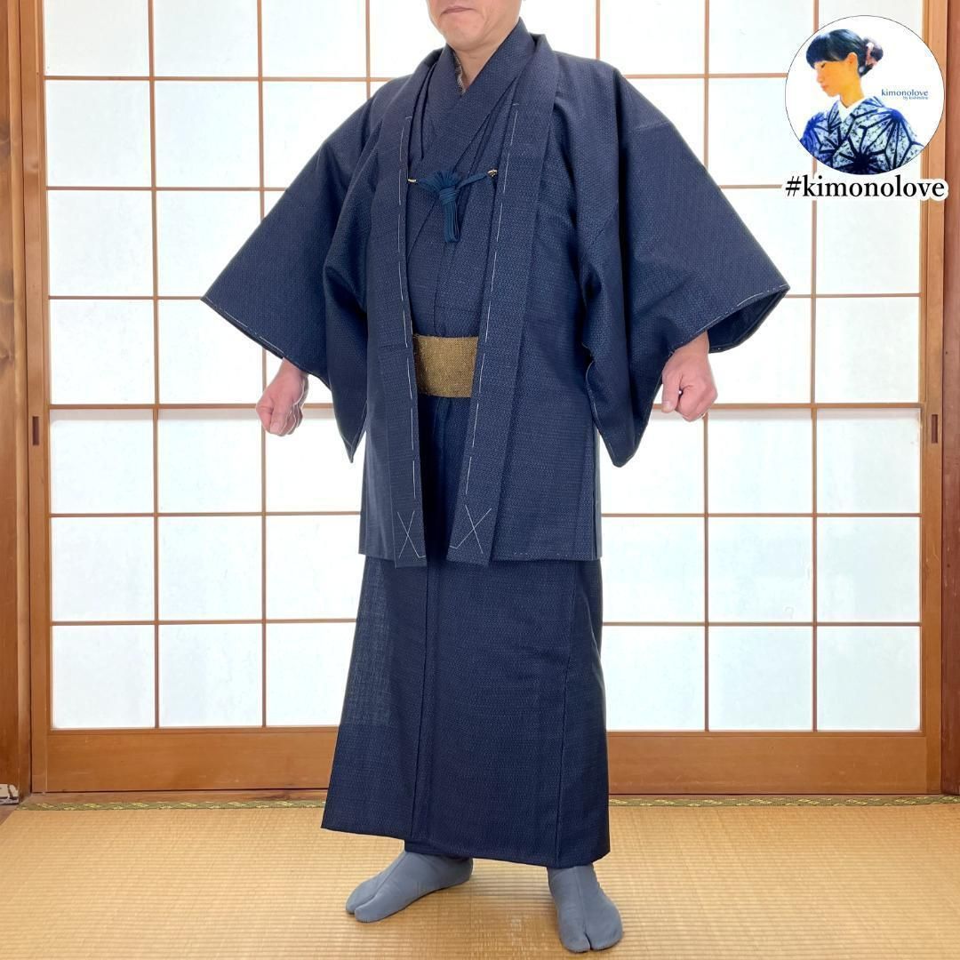 メンズウール着物 羽織 羽織紐3点セット 単衣 ウール混 亀甲柄 濃紺 身長172 cm前後 男着物 kimonolove オゾン消臭サービス A-1534