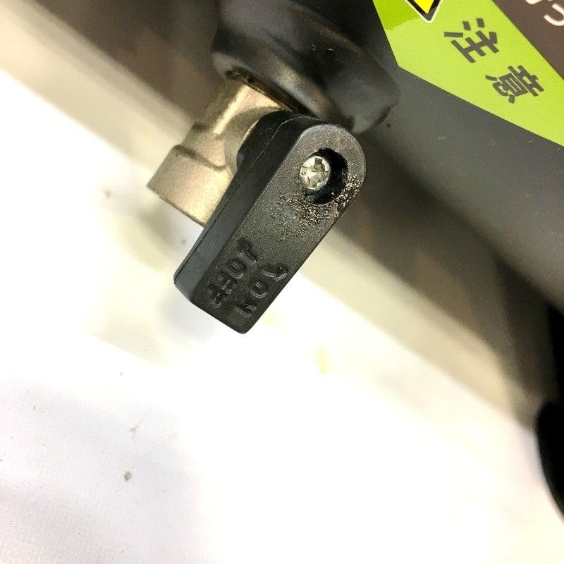 オイルレス型エアーコンプレッサー