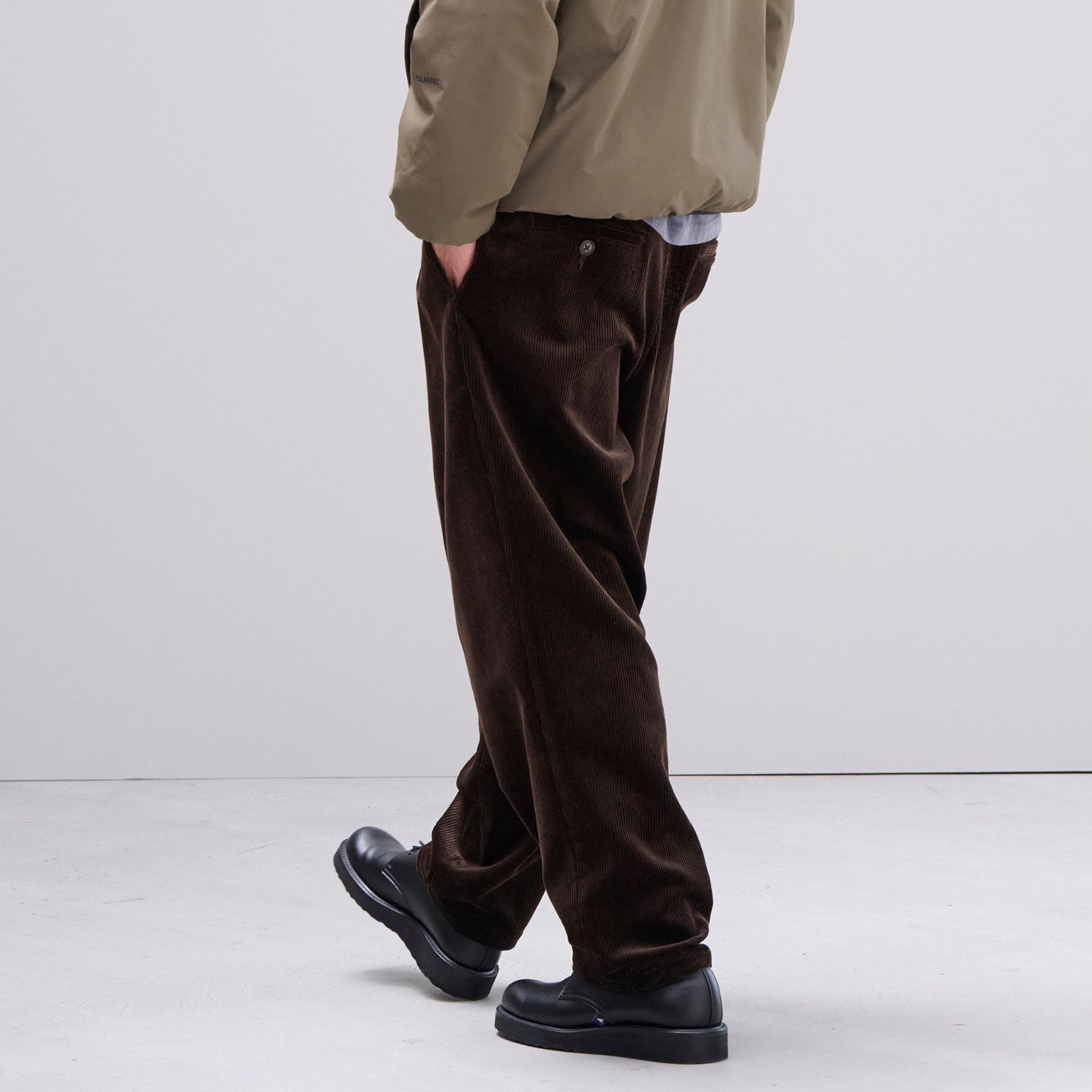 DESCENDANT DC-3 CORDUROY TROUSERS パンツ 252TQDS-PTM04 - メルカリ