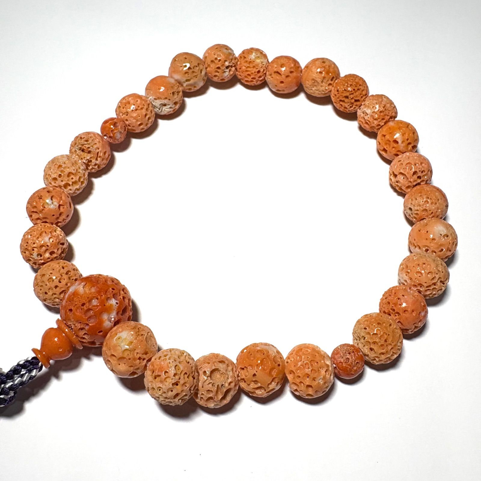 天然桃珊瑚数珠 念珠 八宗共通タイプ 房付 縁起物 仏具 お守りにも◎