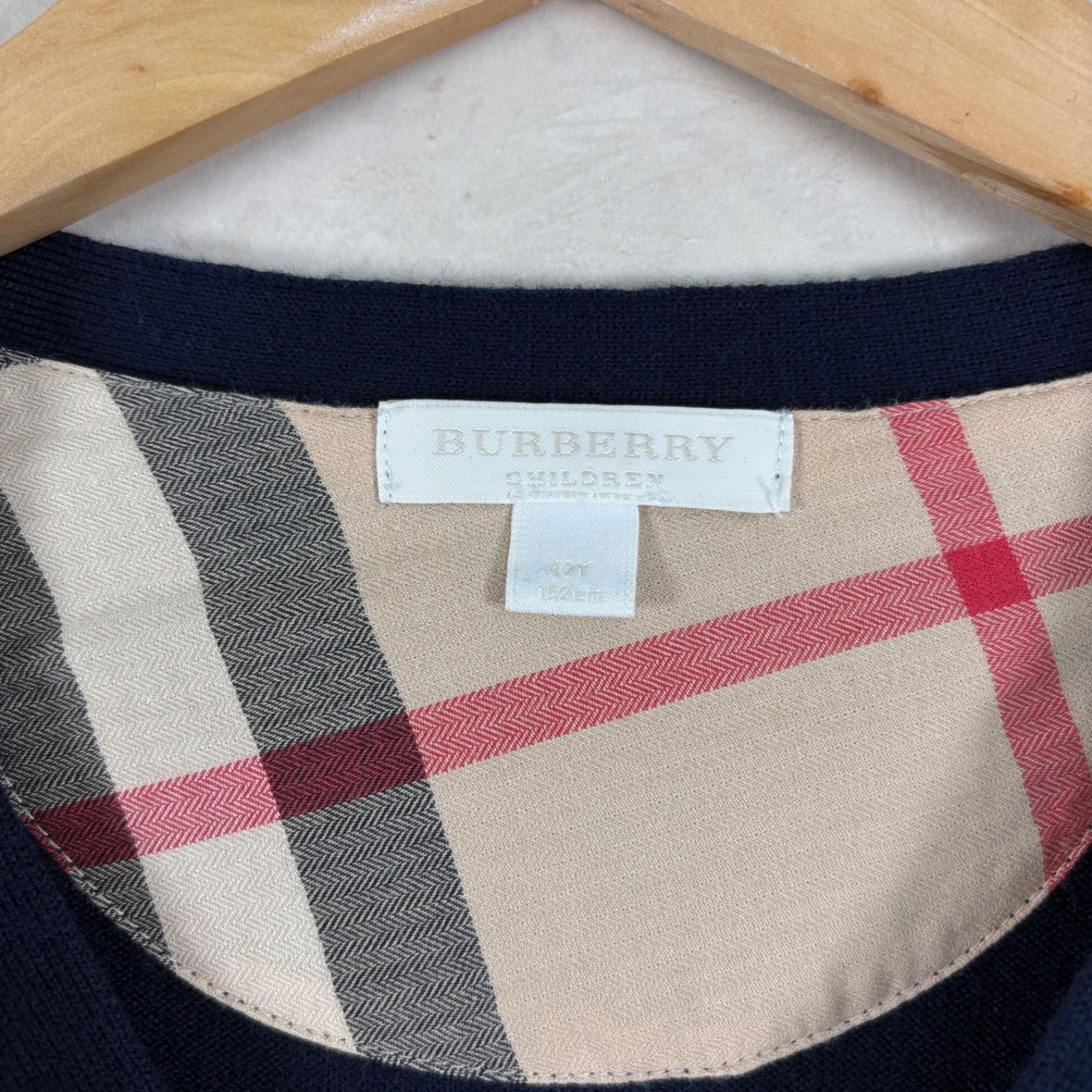BURBERRY 子供用セーター ネイビーとブルー BURBERRY（帽子）のフリマアイテム一覧