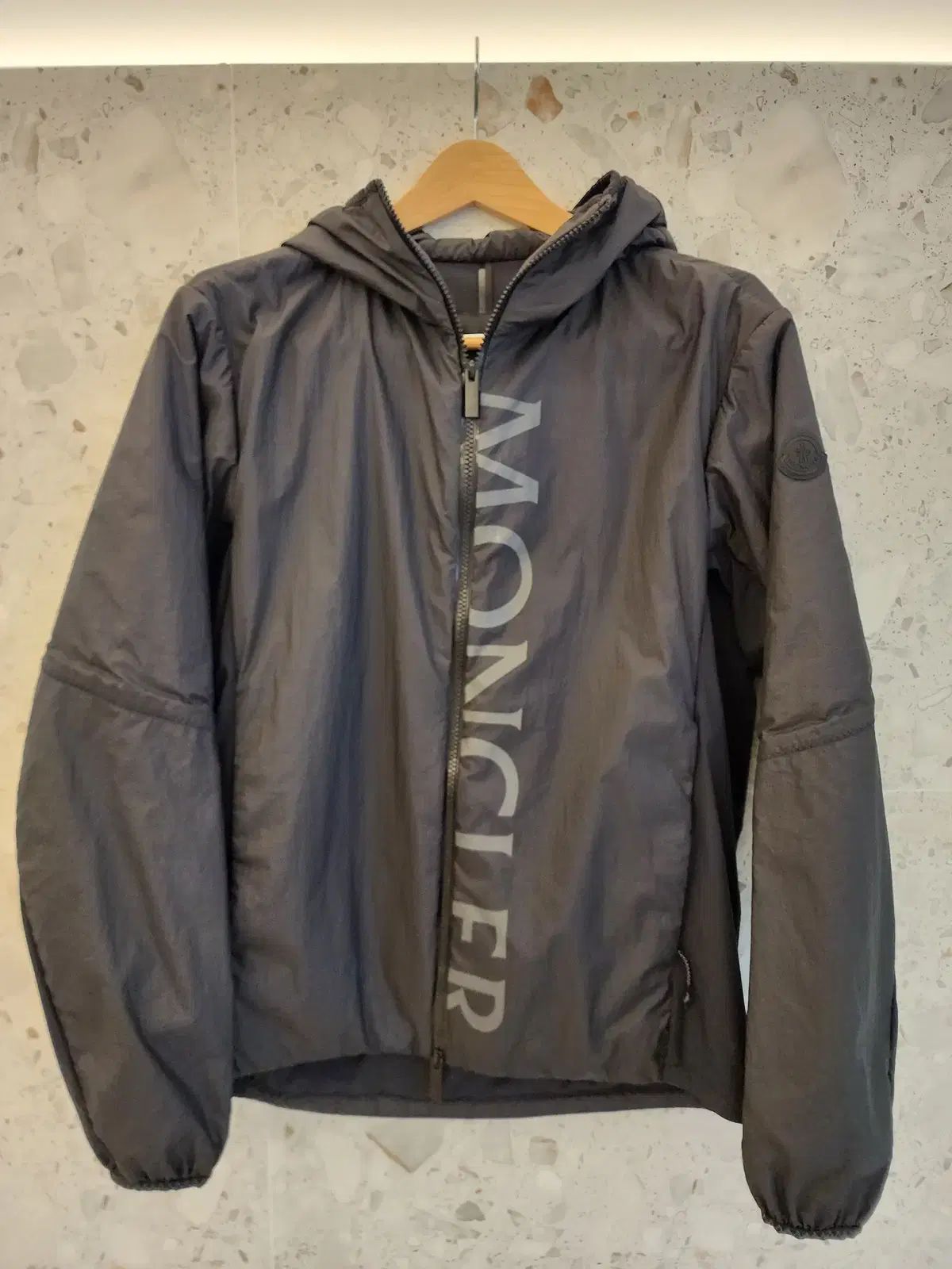 MONCLER モンクレール イチロー ロゴ フード メンズ アウター サイズ3 88 1A00099