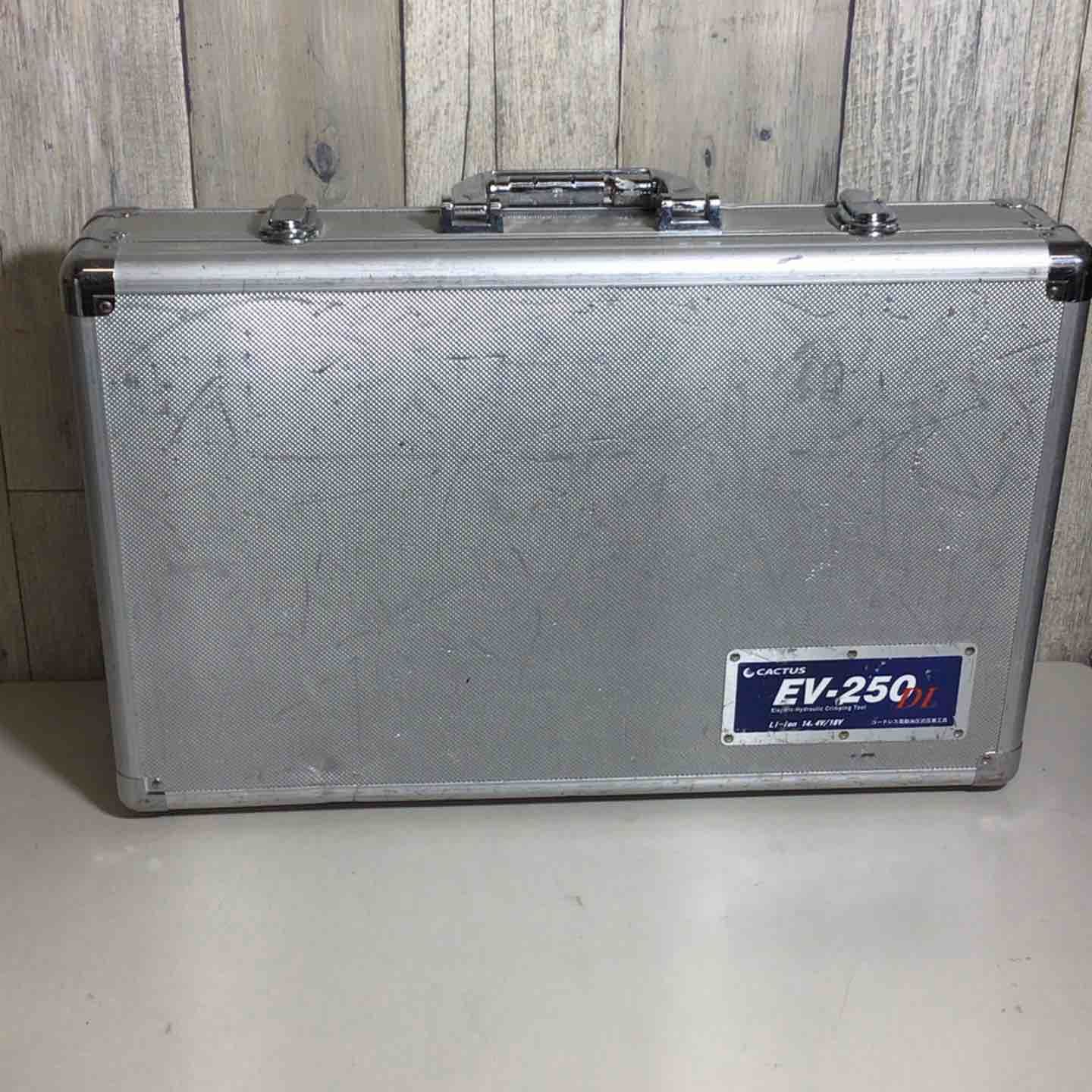 油圧式 圧着工具