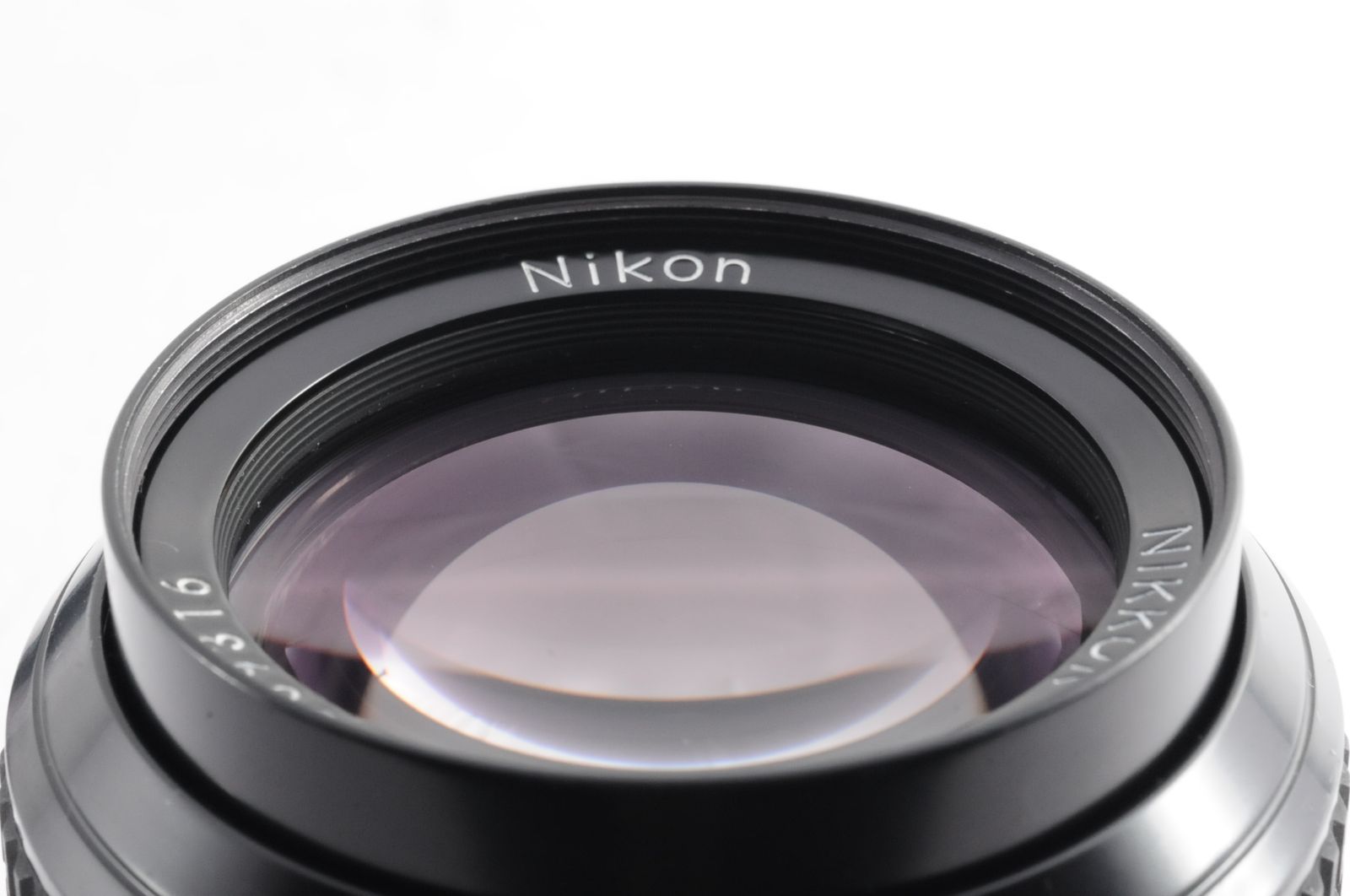  ニコン Nikon Ai NIKKOR 105 mm F 2 5 1 MF マニュアル カメラレンズ 809316 レンズ(単焦点) カメラ