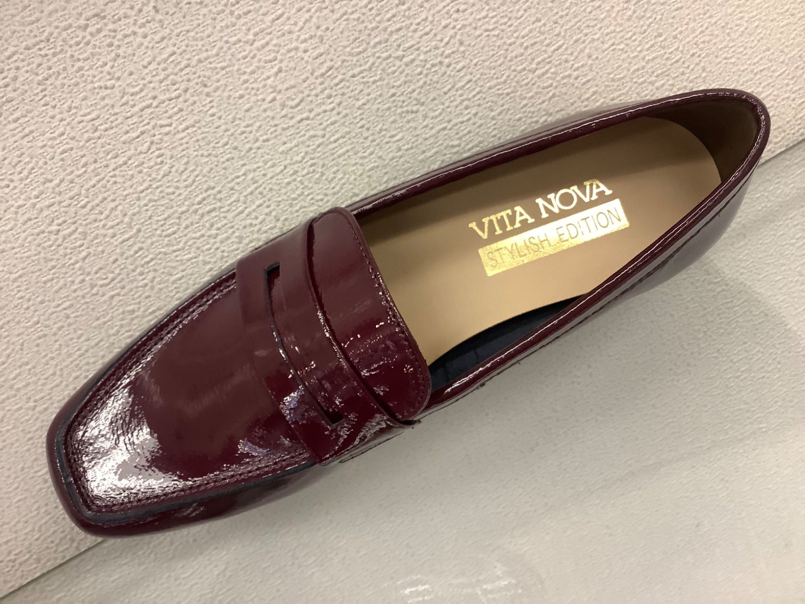  レディースパンプスVITA. ワインエナメル22 cm フラットシューズ バレエシューズ パンプス
