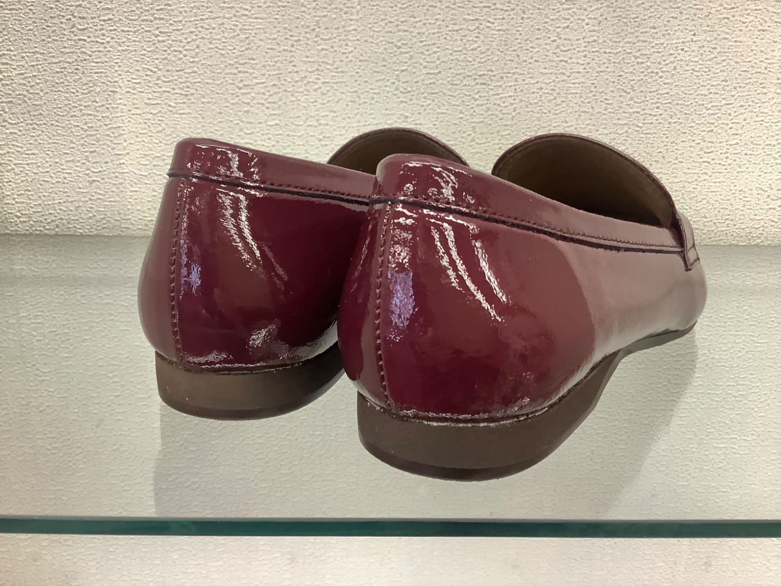 レディースパンプスVITA. ワインエナメル22 cm